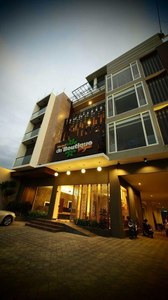 De Boutique Style Hotel Malang Exterior foto