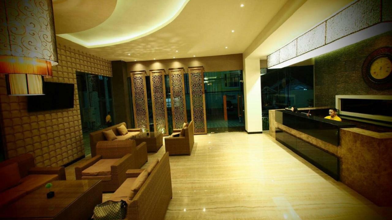 De Boutique Style Hotel Malang Exterior foto